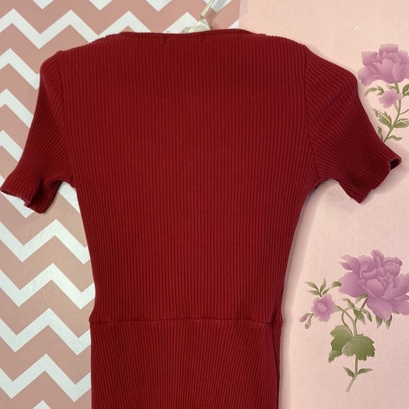 🌷 Realizing Dreams 🌷 Wine Red Ribbed Stretchy Dress - Picture 6 of 7